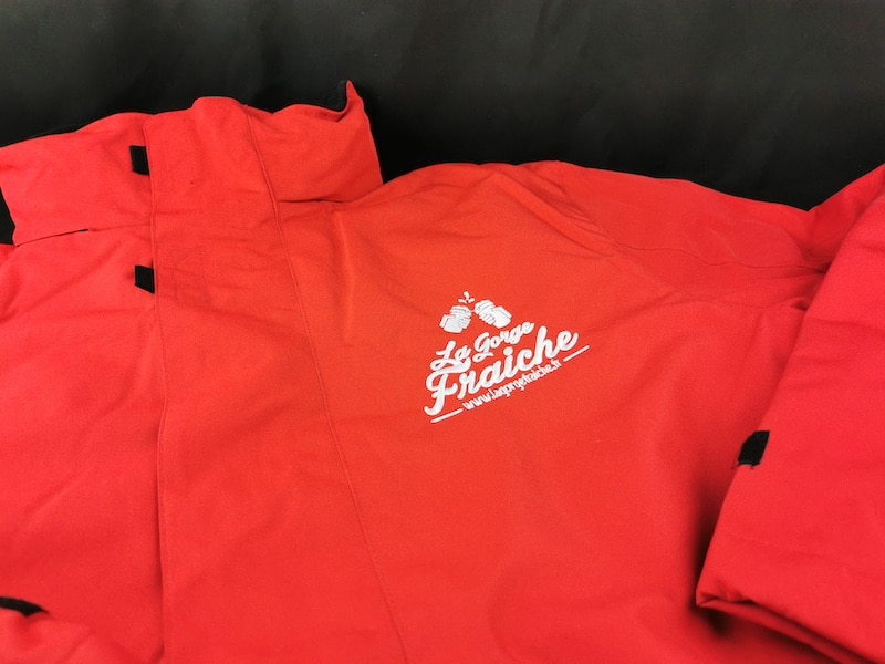 Parka, Broderie, Restauration