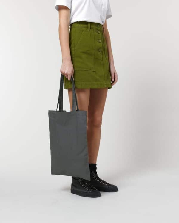 light tote bag anthracite studio front detail 5