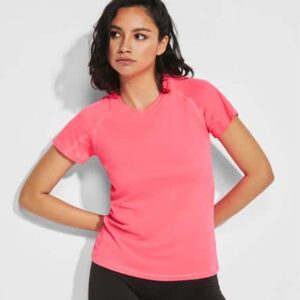t shirt bahrain lady