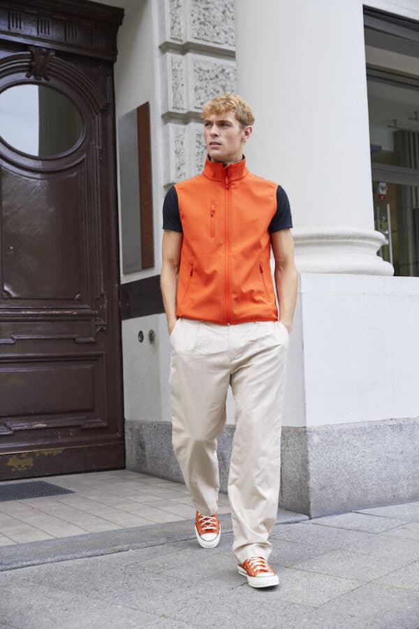 0200911 classicsoftshellvest aw22ss23