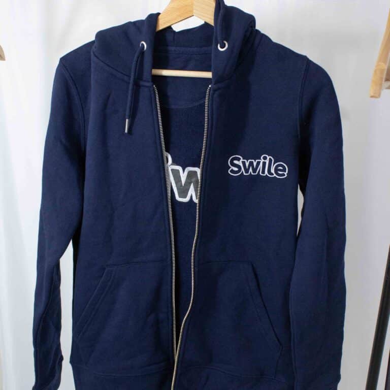 Sweat, broderie, Startup