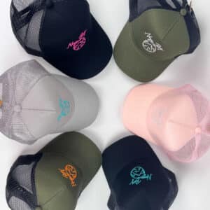 neya bay créateur de marques & e commerce casquettes classic mesh junior 5 panneaux broderie